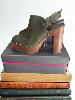Vince Camuto Ithernda Clog Kale Size 10